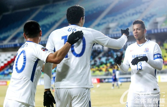 2018��3��7����2018�ꁆ��С�MِH�M��ˮԭ����1��1ƽ�Ϻ��껨��Ī���Z�c���ƽ�껨����3�Bƽ�� (���R�r/Osportsȫ�w����ý ���(qu��n)��Ʒ �����D(zhu��n)�d) 